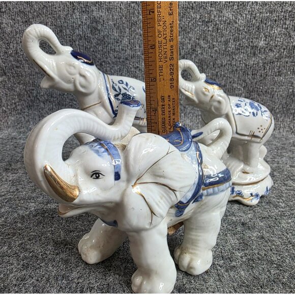 Vtg Porcelain Elephant Figurines Set Of 3 Blue White Gold Accents - Picture 2 of 10